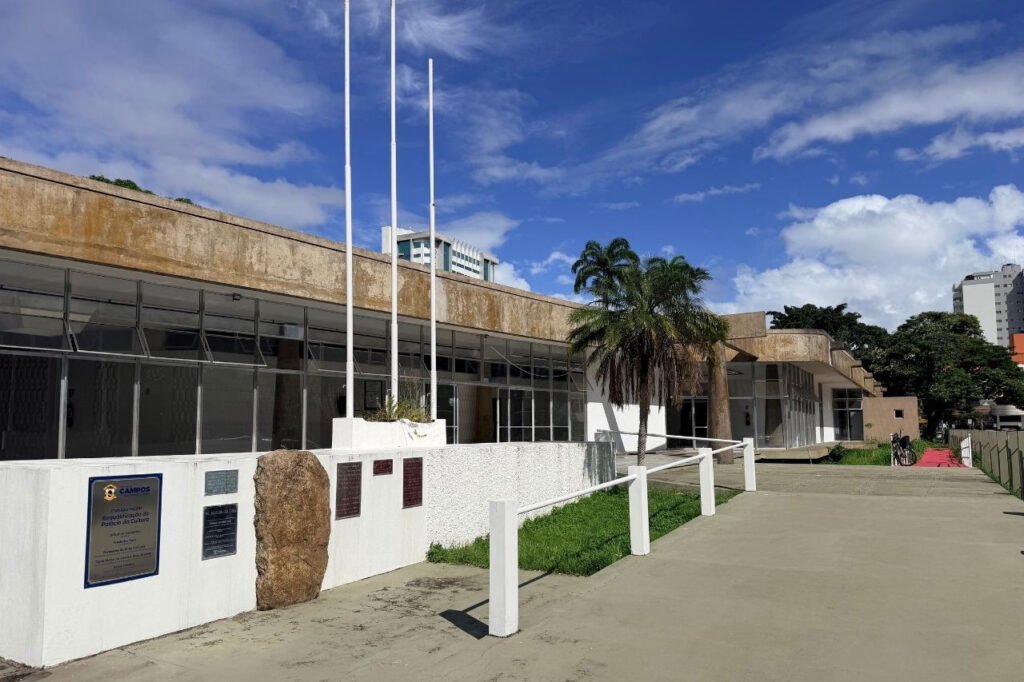 Festival Cultural “Tecendo Tradições” celebra o folclore no Palácio da Cultura